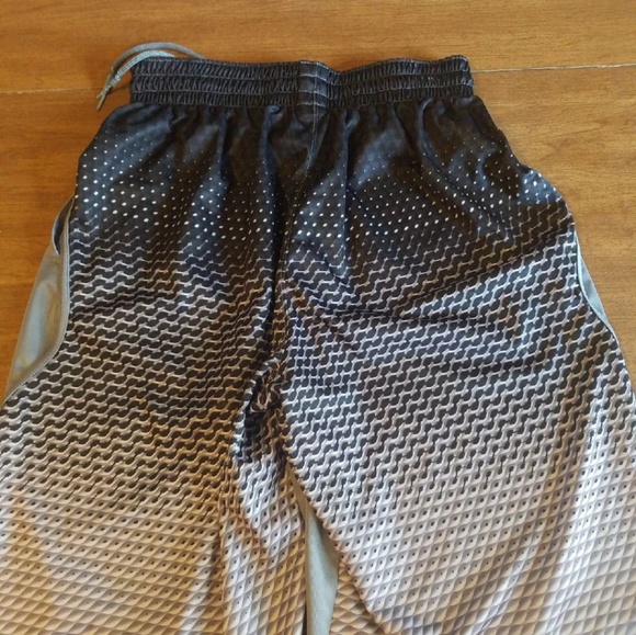🚫 Sold🚫SoldGuc Jordan shorts men's size L - Picture 4 of 5